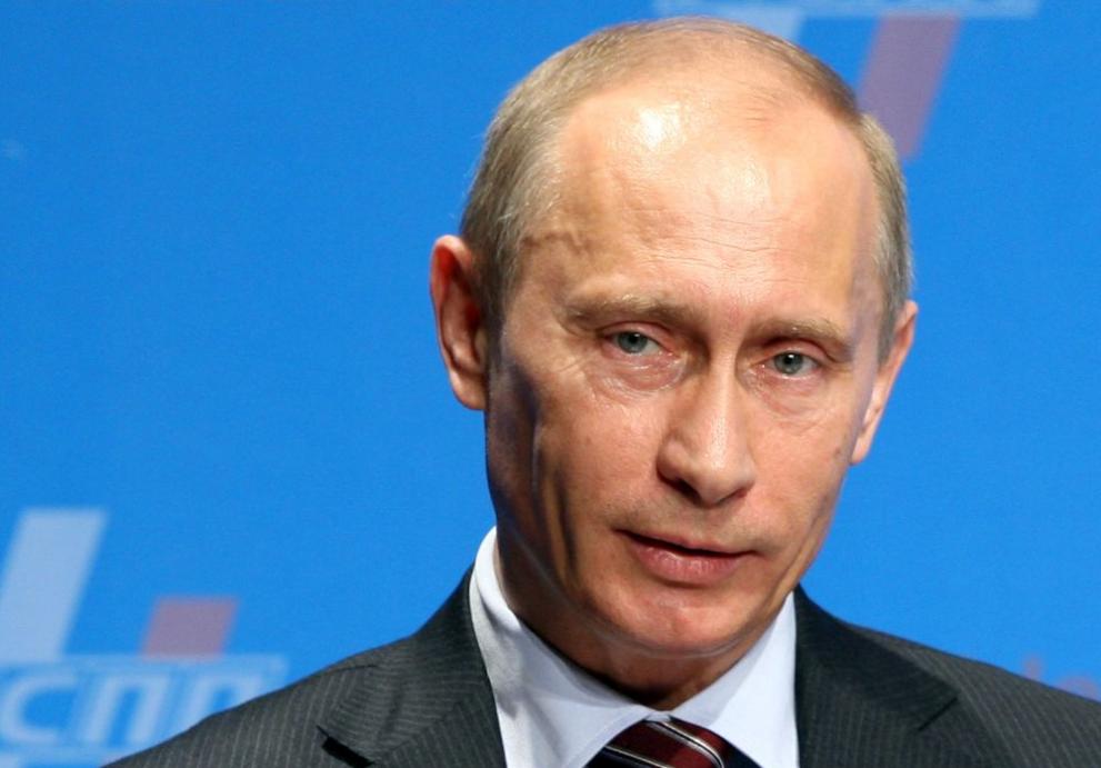 Президентът Путин откри завод в Сибир от кабинета си в Москва