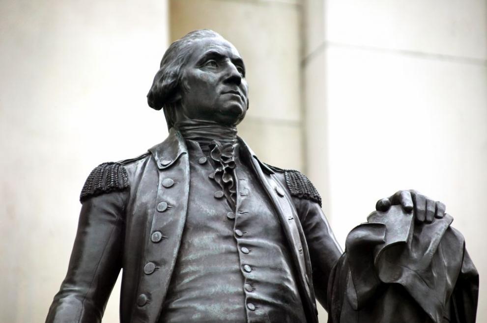 В Минеаполис свалиха паметник на първия американски президент Джордж Вашингтон
