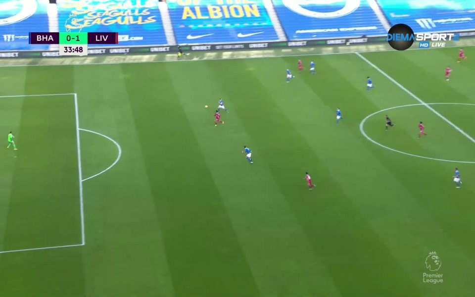 В 34-ата минута Мохамед Салах бе изведен зад гърба на