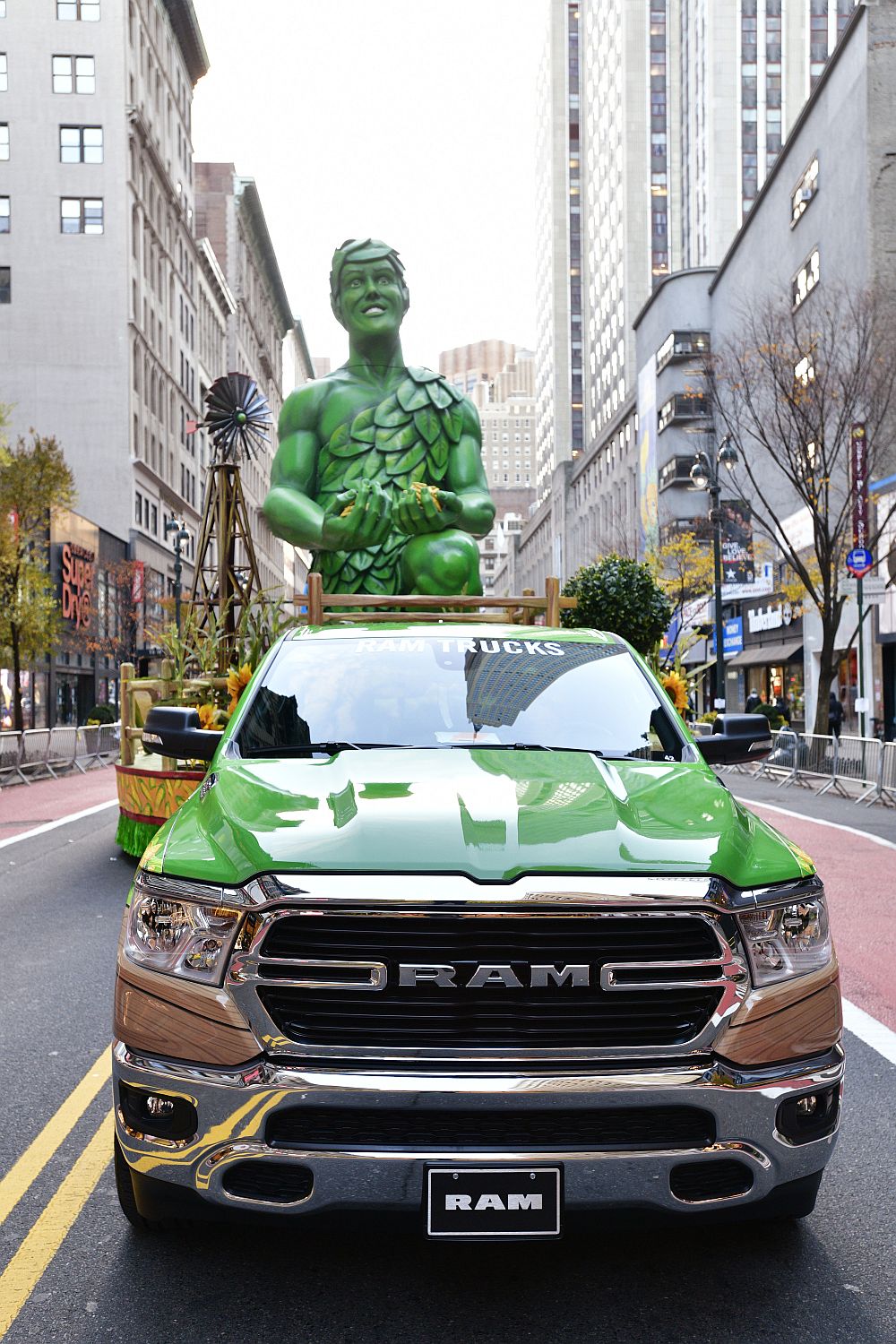 Традиционният парад в Ню Йорк за Деня на благодарността