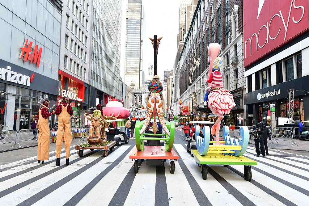 Традиционният парад в Ню Йорк за Деня на благодарността