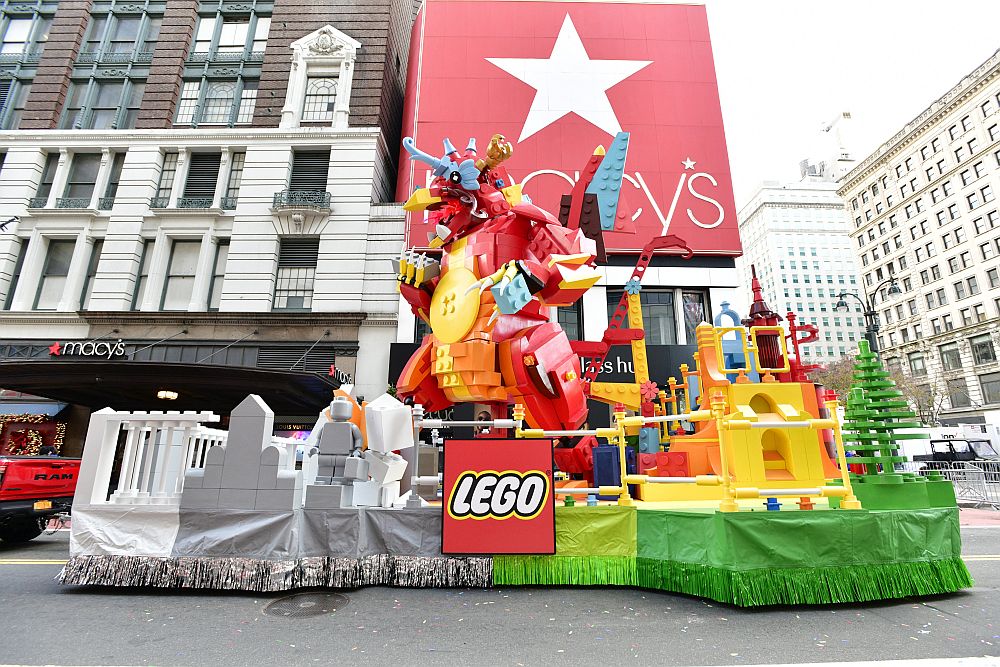 Традиционният парад в Ню Йорк за Деня на благодарността