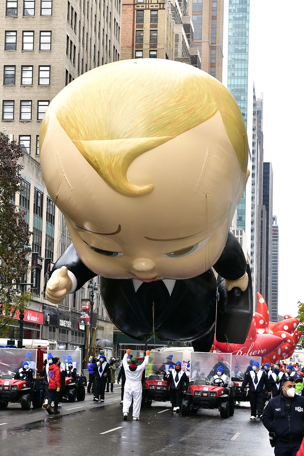 Традиционният парад в Ню Йорк за Деня на благодарността