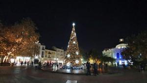 Светлините на Коледната елха в Пловдив заблестяха