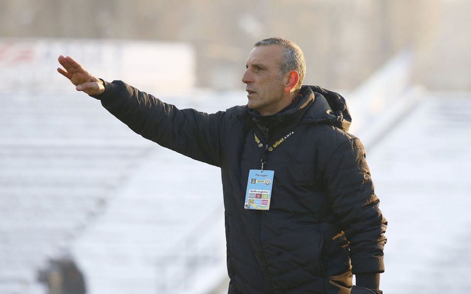 Наставникът на Ботев Пловдив, Петър Пенчев, сподели, че равенството 0:0