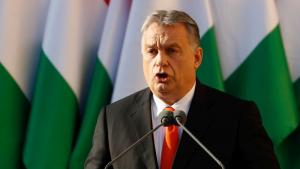 лед като Виктор Орбан и неговата партия Фидес запазиха квалифицирано