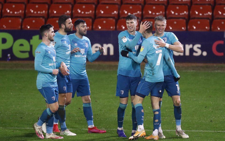 Отборът на Борнемут постигна разгромен успех като гост с 4:0