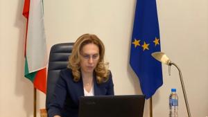 Марияна Николова