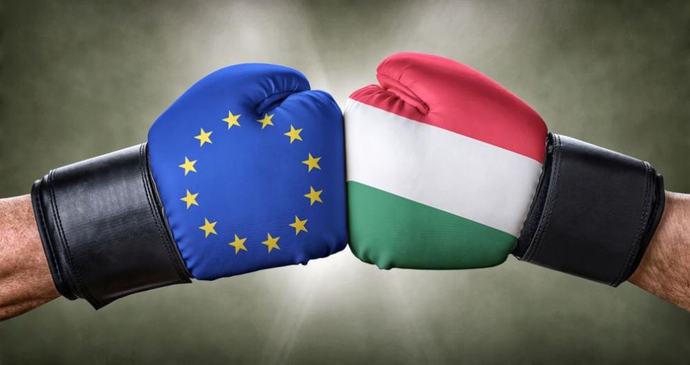 Унгария отива на съд срещу декларацията за върховенството на закона