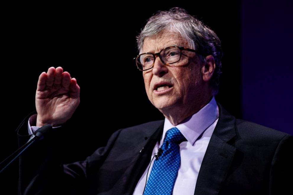 Бил Гейтс е готов да си направи публично имунизация срещу коронавирусната инфекция
