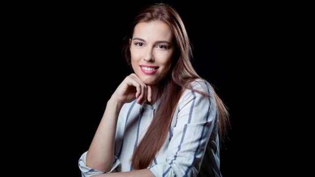 Актрисата Радина Думанян роди момиченце (СНИМКИ)