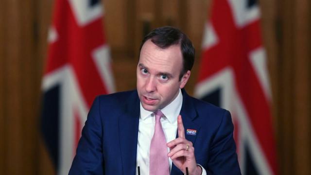 Зрелищно просване в парламента на здравен министър взриви мрежата (ВИДЕО)