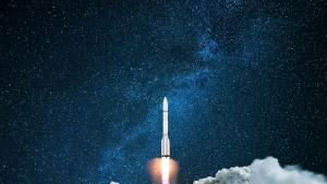 Американската компания Спейс Екс изстреля ракета носител Фалкон 9 от космическия център