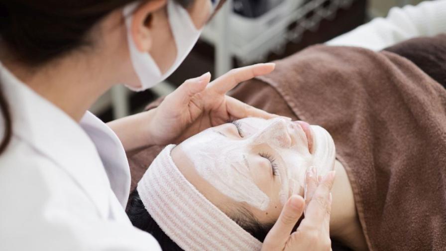 "Билков пилинг" остави млада майка с изгаряния втора степен