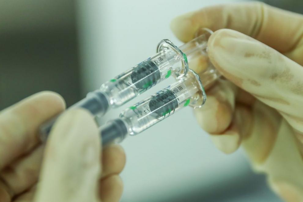 В РЗИ-Русе докараха още 240 дози ваксина срещу коронавируса