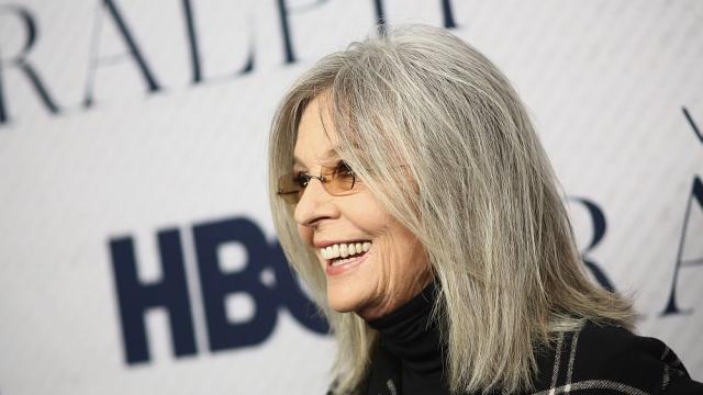 Необикновената Даян Кийтън: Не харесва естетичната хирургия и боята за коса