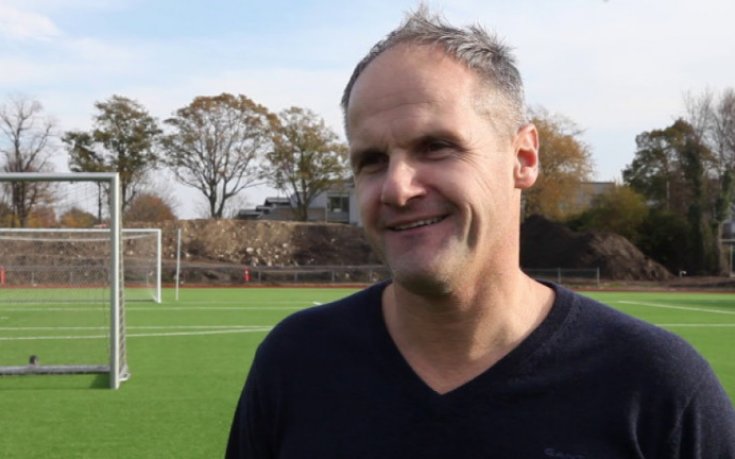 Новият треньор на Ботев Пловдив пристигна в България