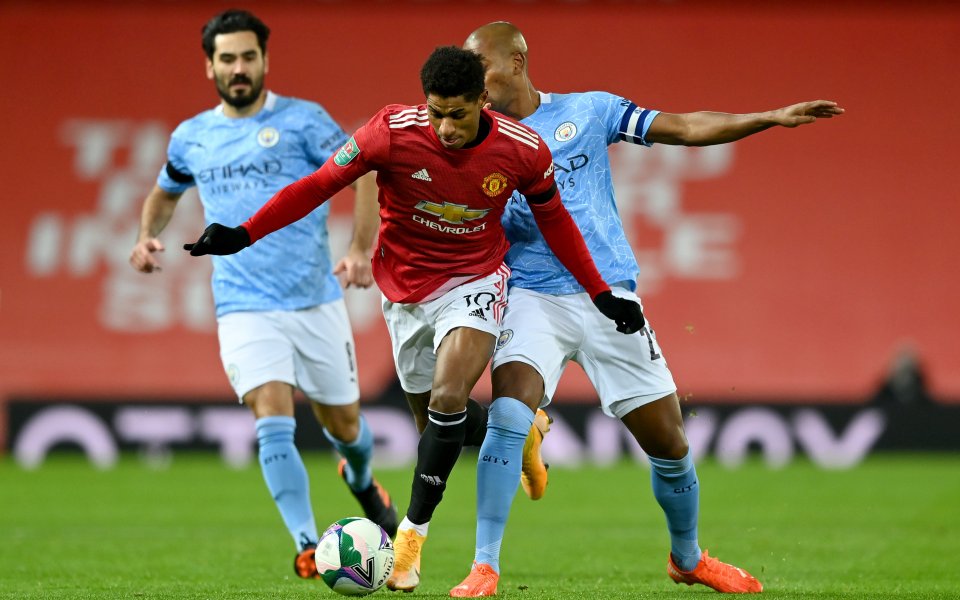 Манчестър Юнайтед и Манчестър Сити играят при 0:0 във втория