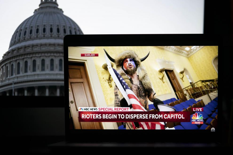 Фирми в САЩ вече уволняват свои служители по картините и снимките от щурма на Капитолия
