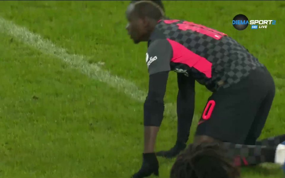 function showNative(obj) { setTimeout(function () { if ($(.suggested-news).length > 0)