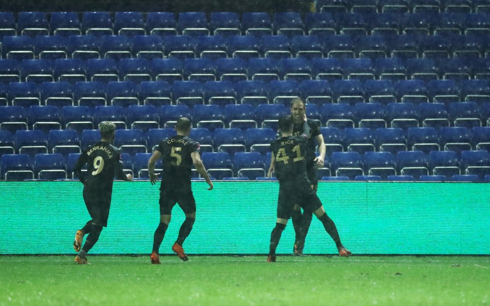 Отборът на Уест Хем надделя с минималното 1:0 в трудното