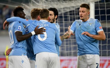 Лацио победи Рома с 3 0 в първото в историята дерби на италианската