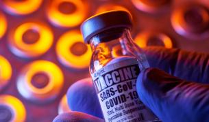 <p>За какво да се следи след ваксинация срещу COVID-19&nbsp;</p>