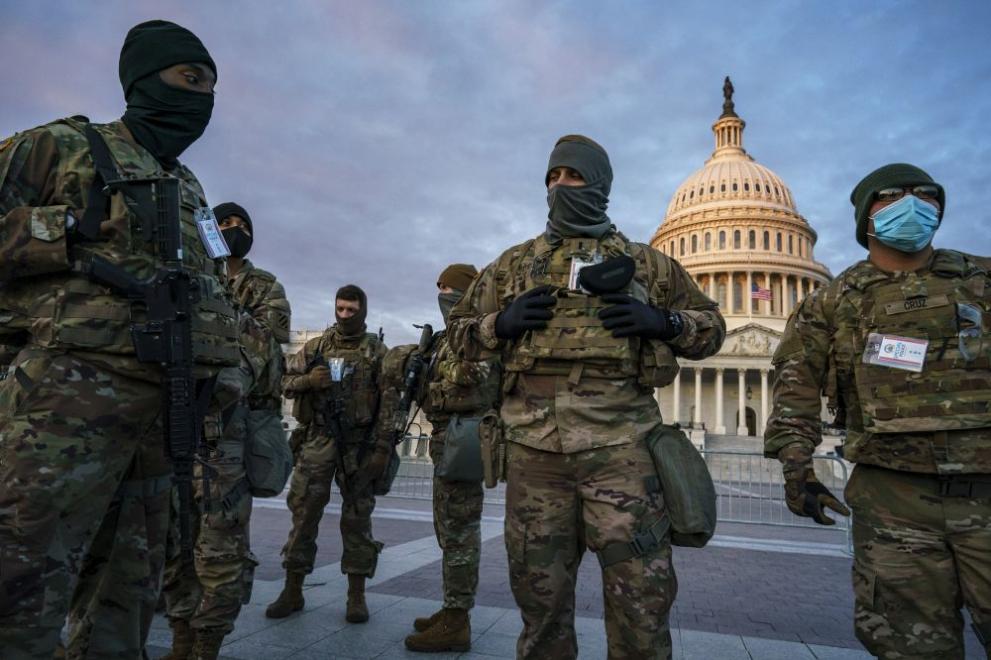 Гвардейци са отстранени от инаугурацията на Байдън заради връзки с десни милиции