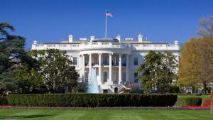 Служители в Белия дом обсъдиха възможността за въвеждане на нови