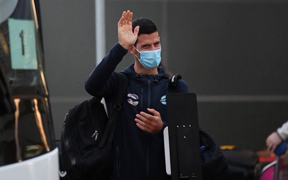 Група от сръбски емигранти в Аделаида изненадаха Ноле Джокович с