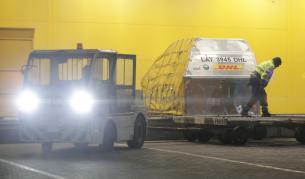 <p>Пристигнаха още 14 040 дози от ваксината на "Пфайзер"</p>