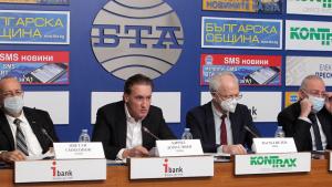 Кирил Домусчиев