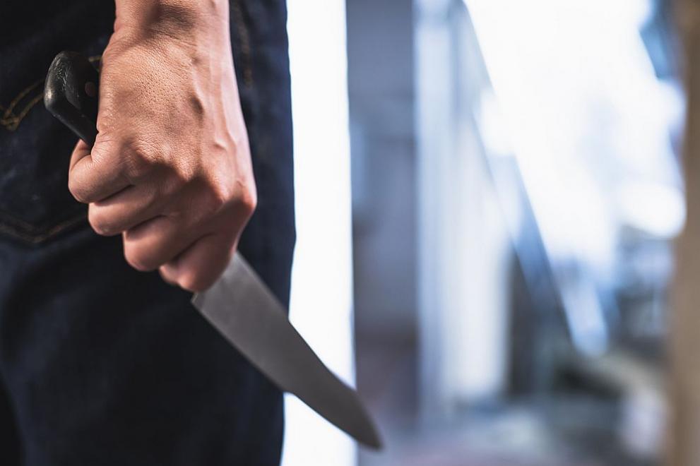 49-годишен мъж намушка баща си с нож в село Горно