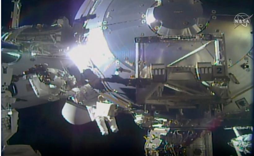 Астронавтите Астронавти Астронавт НАСА открития космос научно оборудване МКС