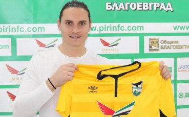 Швейцарският вратар Франческо Руберто ще играе във втородивизионния Септември Симитли