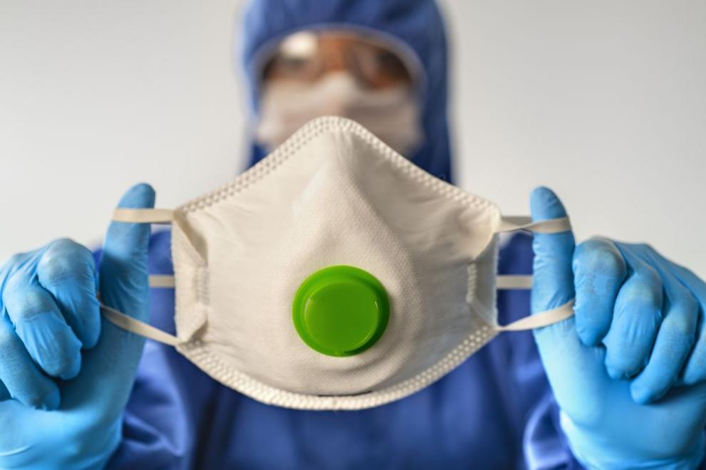 Филтър за маска, който елиминира коронавируса за по-малко от минута, разработва международен екип от изследователи