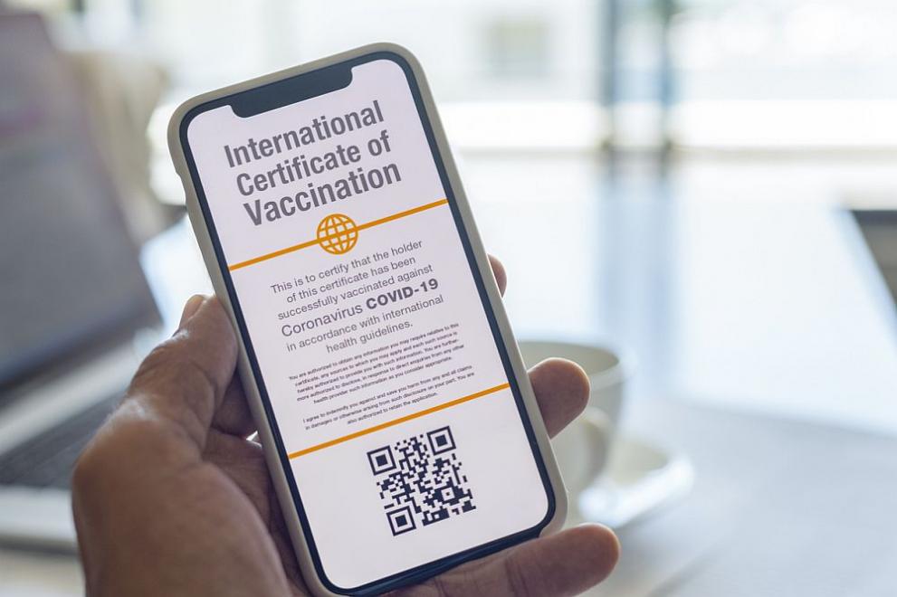 Швеция планира дигитален ваксинационен паспорт