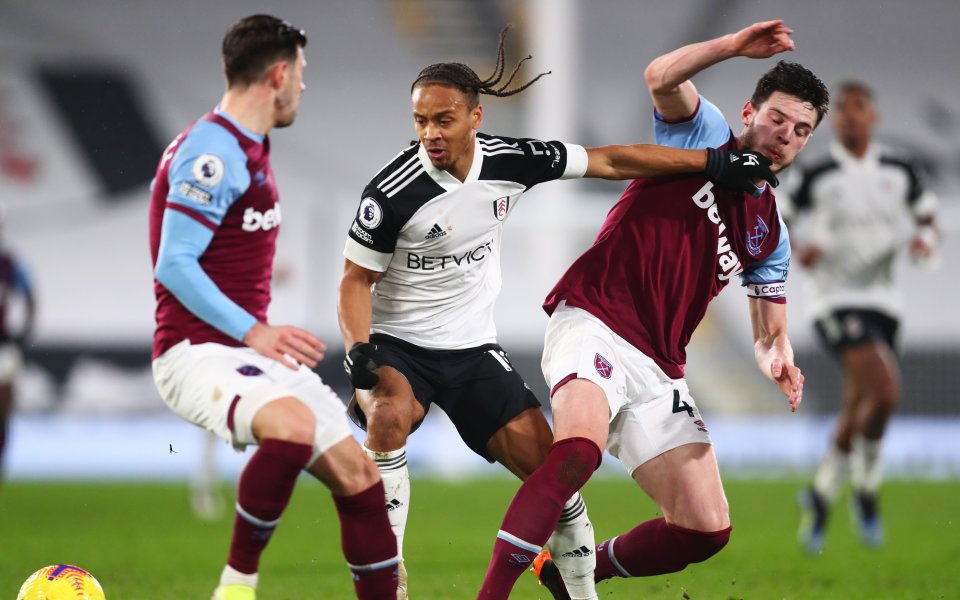 Червеният картон на полузащитника Томаш Соучек от мача с Фулъм