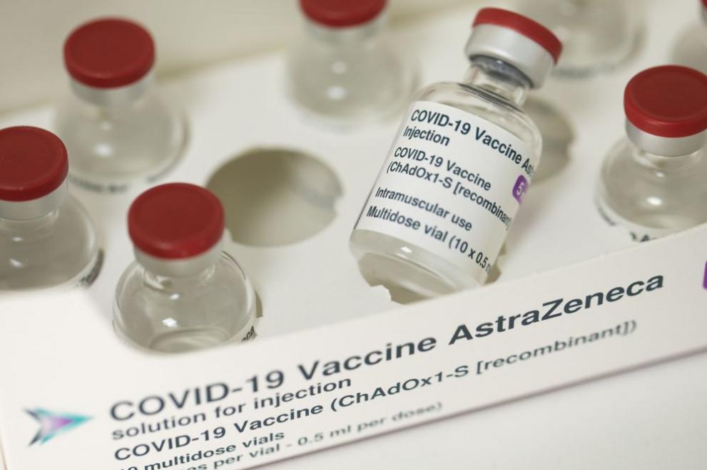 В 3 многопрофилни болници в София започва масова имунизация с ваксината на Оксфордския университет и AstraZeneca