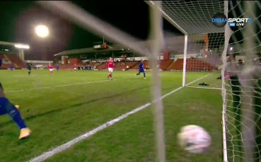 Закономерно се стигна и до 64 та минута в която гостите