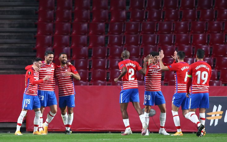 Гранада препарира изморен Наполи за две минути (галерия)