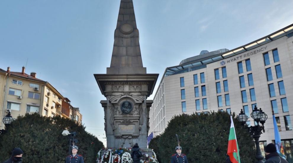 Отдаваме почит на Васил Левски (ГАЛЕРИЯ)