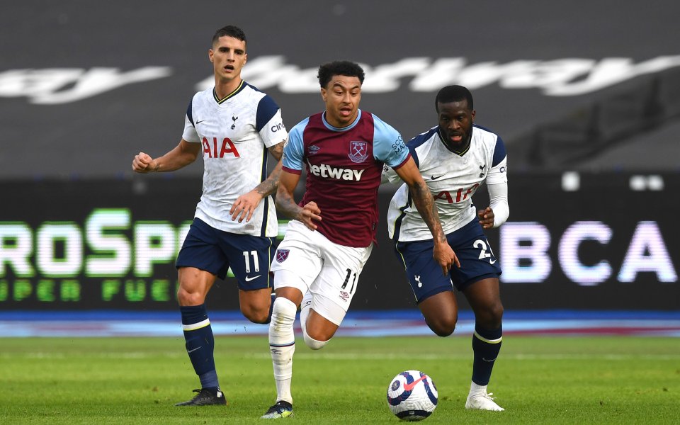 Лестър следи напредъка на Джеси Лингард с екипа на Уест