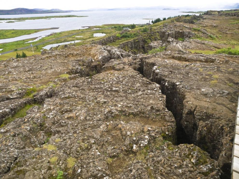 Трус от 5,7 по скалата на Рихтер разтърси Исландия