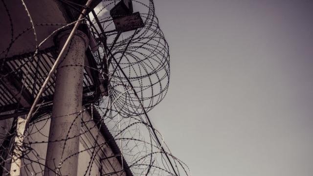 Банкси дарява 13 милиона долара за преобразяването на затвор