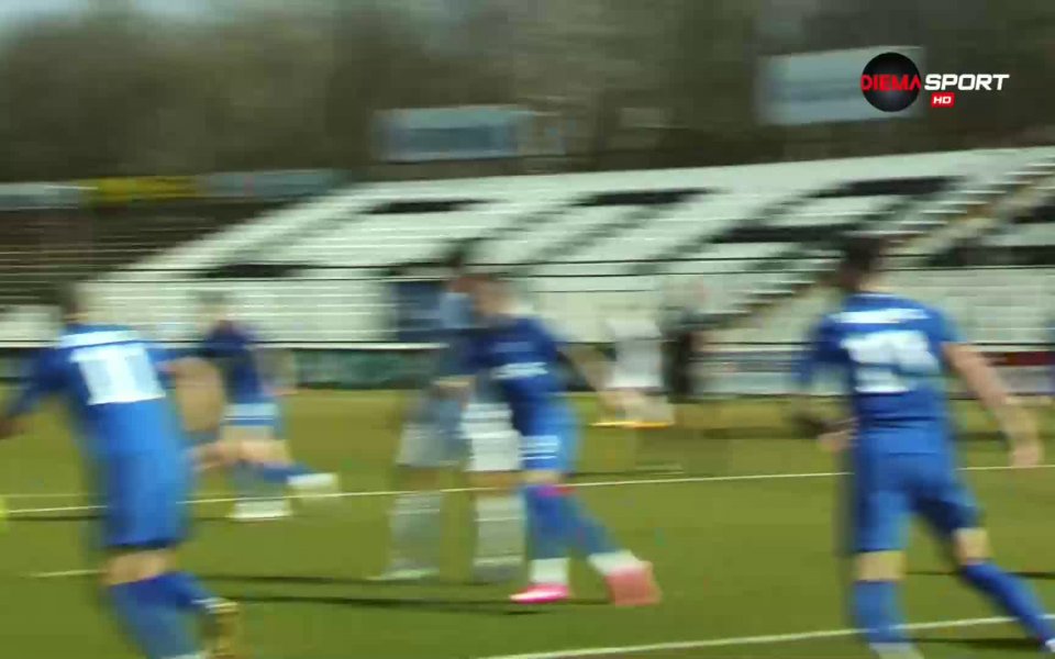 Питър Макрилос покоси вратата на Арда два пъти, но първият