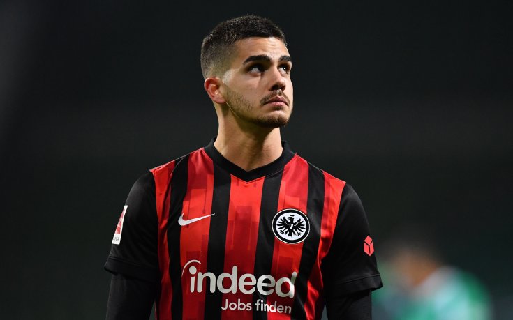 Барса договори Вайналдум и Депай, иска и бивш нападател на Милан