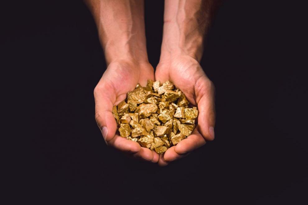Катодно злато за над 288 000 долара бе откраднато от мина в Казахстан