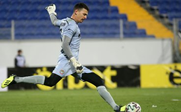 Георги Аргилашки се справи добре в мача на Ботев Пловдив