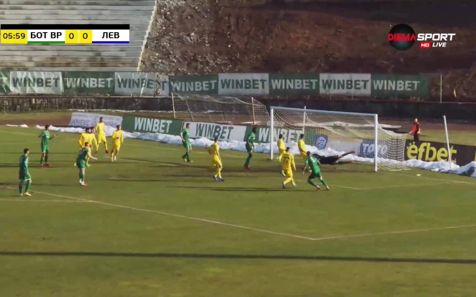 Възпитаниците на Антони Здравков откриха резултата след само шест минути